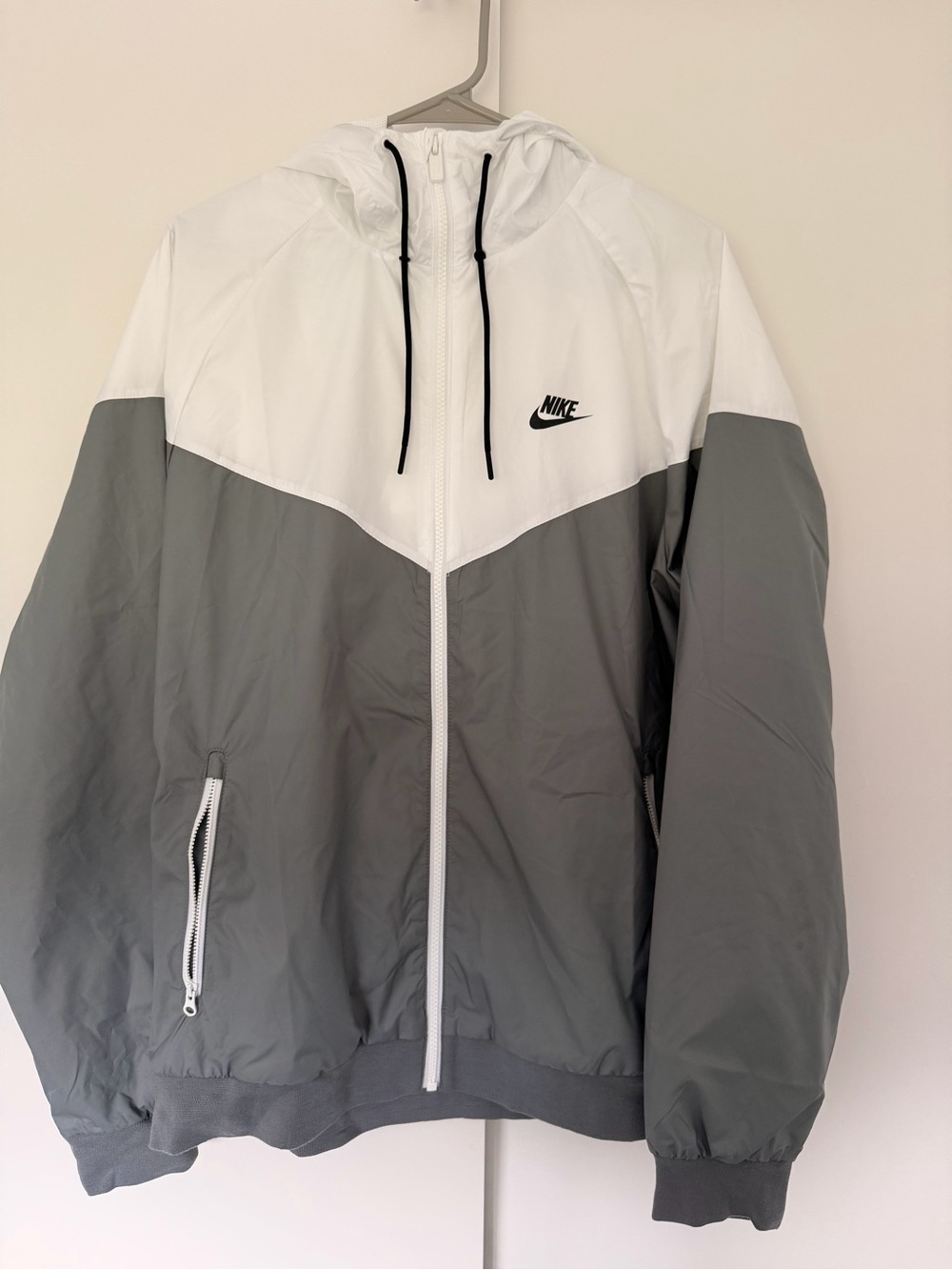 Nike White and Gray Colorblock Windbreaker Jacket
